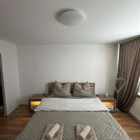Modern Central Apartment Nitra Exterior photo