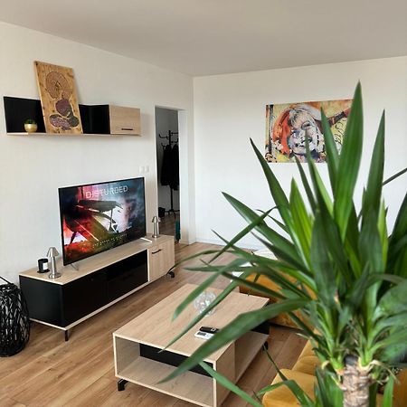 Modern Central Apartment Nitra Exterior photo