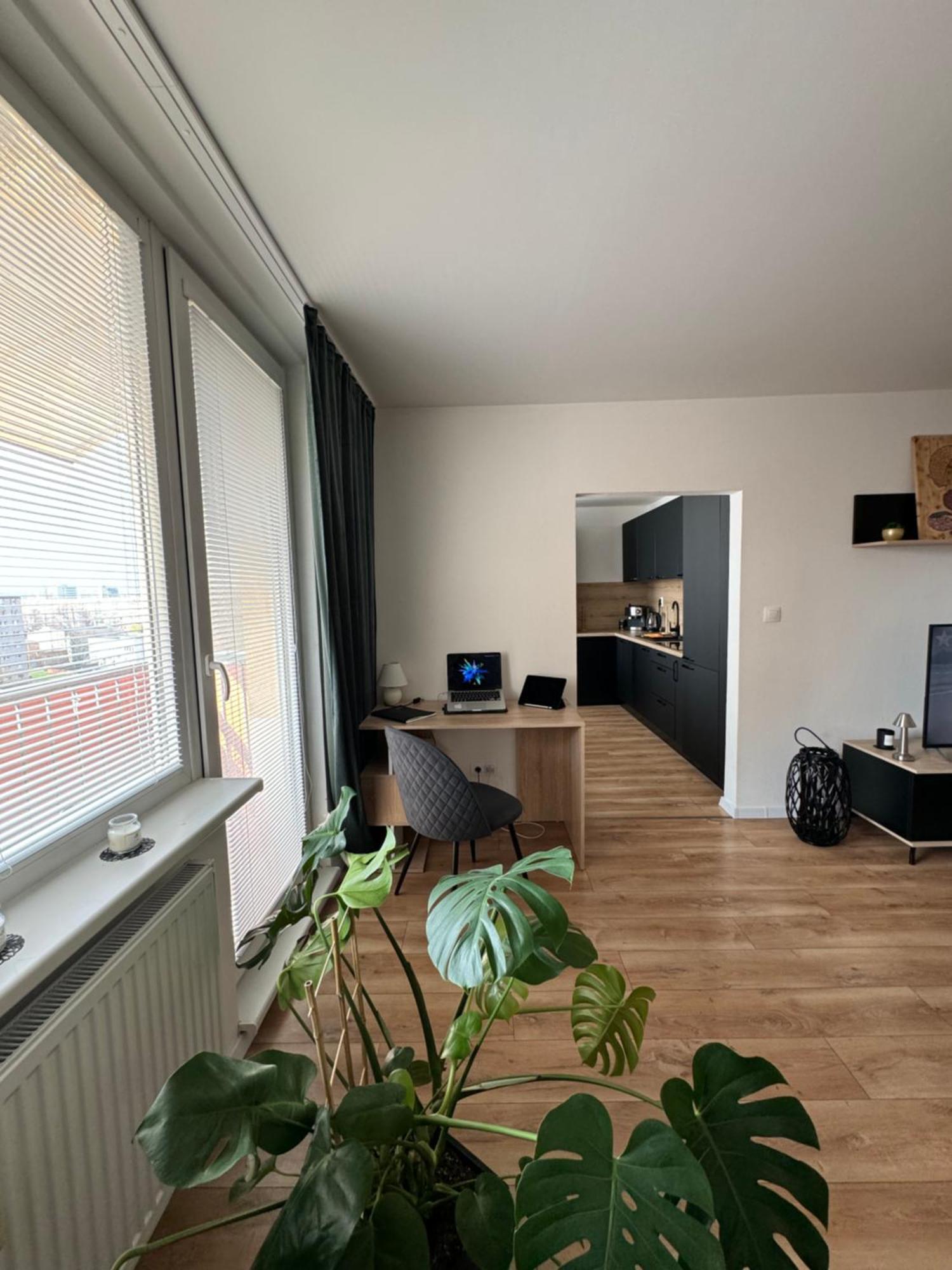 Modern Central Apartment Nitra Exterior photo